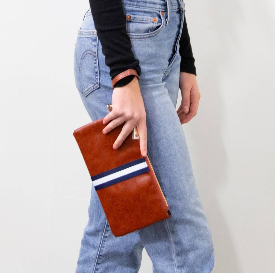 Preppy Stripe Zipper Clutch